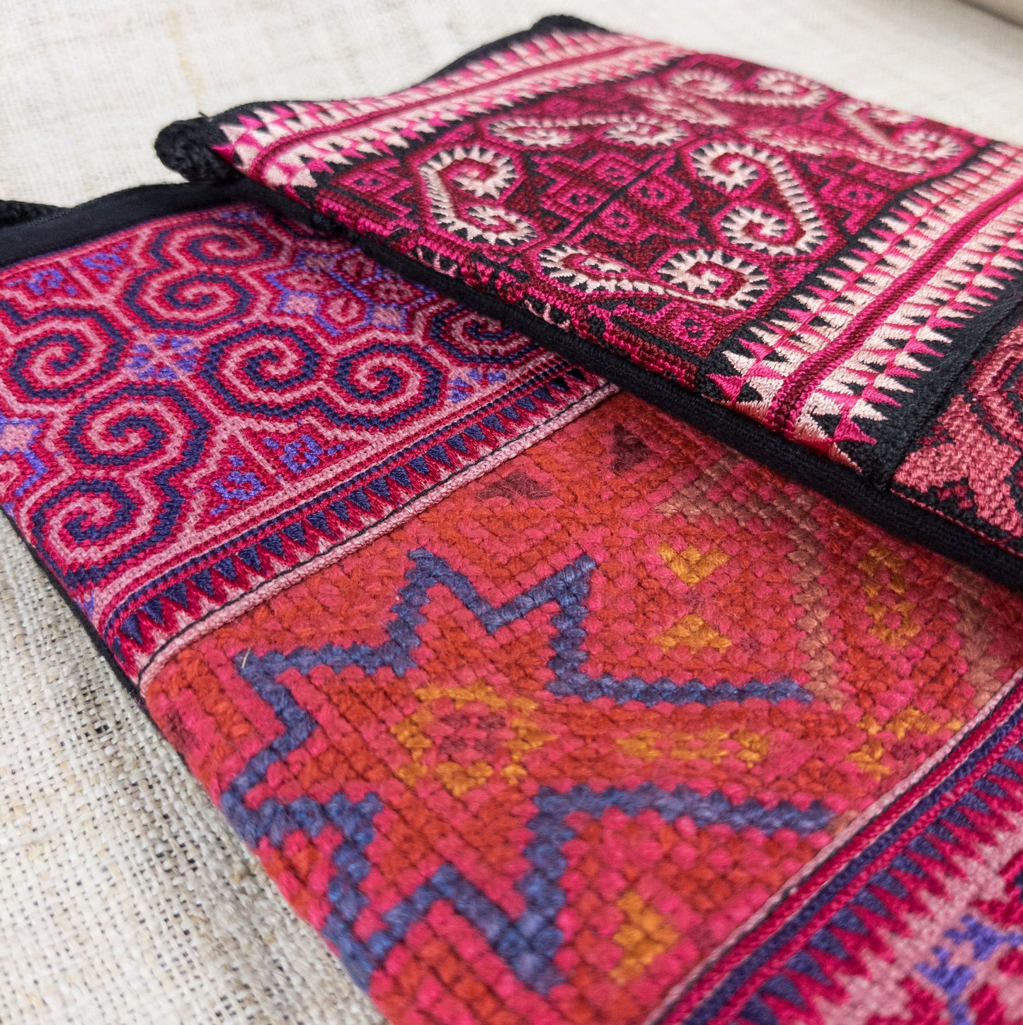 Embroidered Shoulder Bags Featuring Traditional Hill Tribe Embroidery from Thailand.