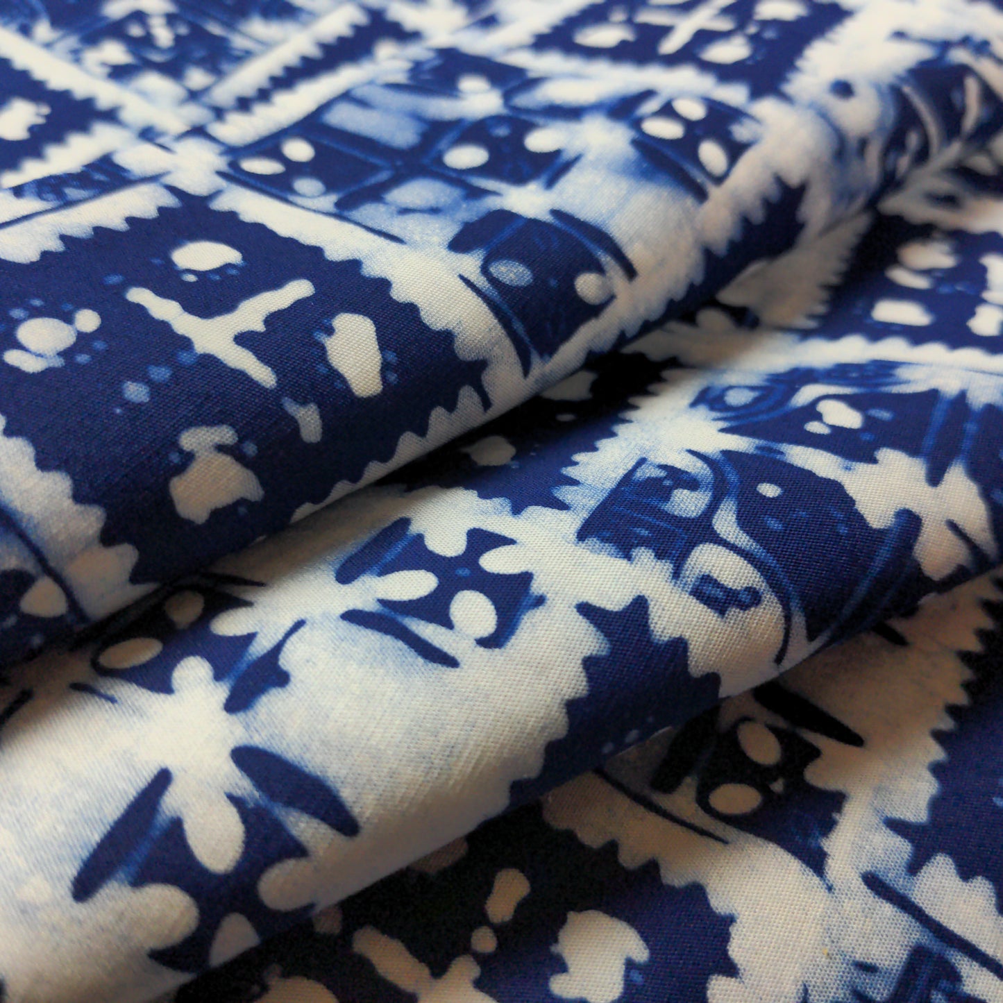 Traditional Blue & White Batik - Tiled Design | 112cm Wide | Indonesian